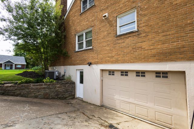 1592 St Anthony Circle, Fort Wright, KY 41011