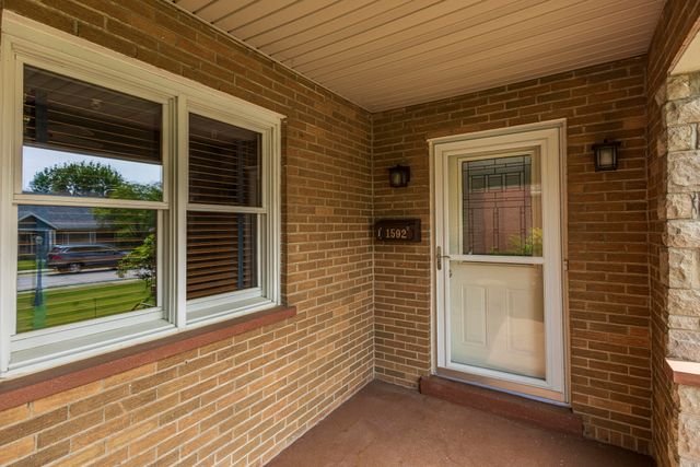 1592 St Anthony Circle, Fort Wright, KY 41011
