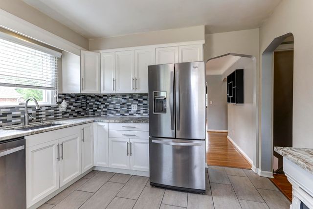 1592 St Anthony Circle, Fort Wright, KY 41011