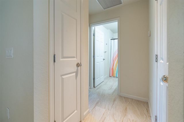 5561 SW 40 STREET, Ocala, FL 34474