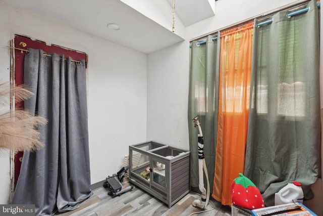 2221 S 17TH ST, Philadelphia, PA 19145