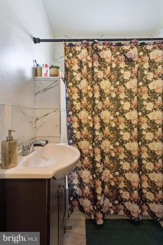 2221 S 17TH ST, Philadelphia, PA 19145