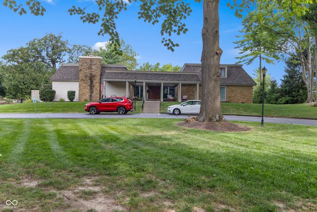 10194 Briar Creek Lane, Carmel, IN 46033