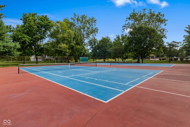 10194 Briar Creek Lane, Carmel, IN 46033