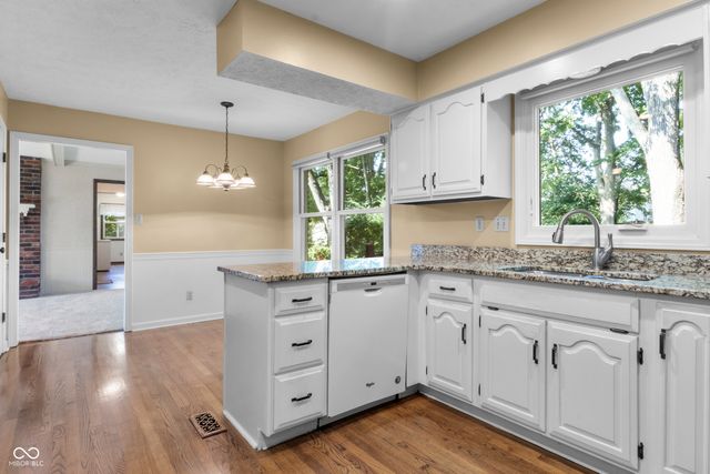 10194 Briar Creek Lane, Carmel, IN 46033