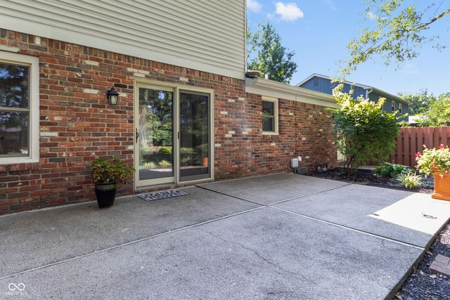 10194 Briar Creek Lane, Carmel, IN 46033