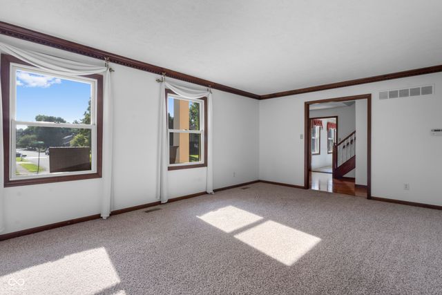 10194 Briar Creek Lane, Carmel, IN 46033