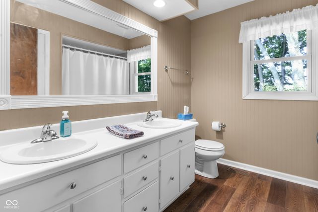 10194 Briar Creek Lane, Carmel, IN 46033