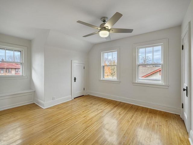 4011 18th Avenue S, Minneapolis, MN 55407