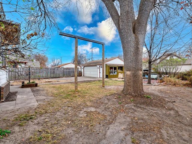 4011 18th Avenue S, Minneapolis, MN 55407