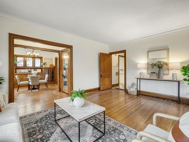 4011 18th Avenue S, Minneapolis, MN 55407