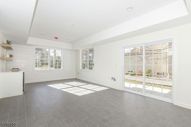 484 4TH AVE 9, Garwood Boro, NJ 07027