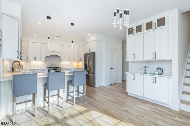 484 4TH AVE 9, Garwood Boro, NJ 07027