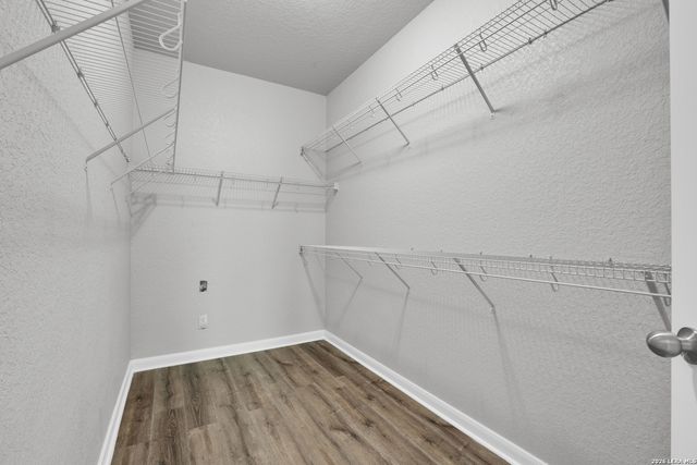 8427 Cedar Meadows, San Antonio, TX 78254