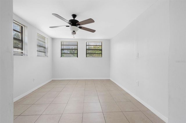 2405 E ANNIE STREET, Tampa, FL 33612
