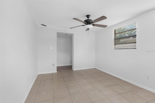 2405 E ANNIE STREET, Tampa, FL 33612