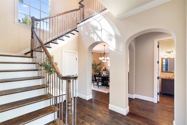 3750 W 5th Street, Fort Worth, TX 76107