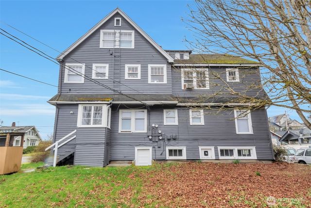 801 Veneta Avenue, Bremerton, WA 98337