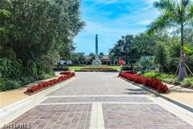 16390 Viansa WAY 1-202, Naples, FL 34110