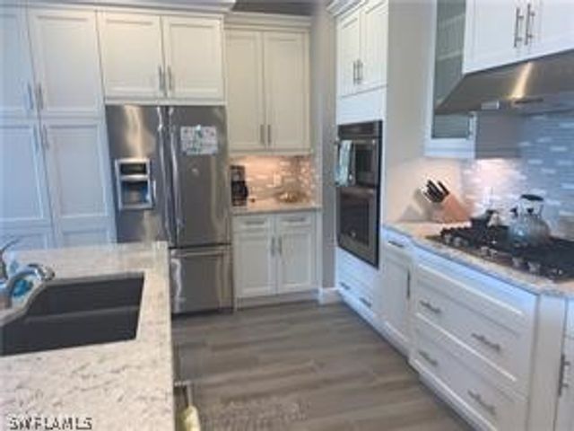 16390 Viansa WAY 1-202, Naples, FL 34110