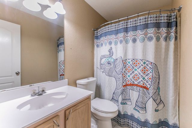 812 Passive Drive, Cedar Hill, TX 75104