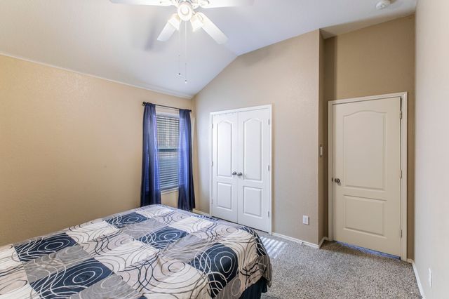 812 Passive Drive, Cedar Hill, TX 75104