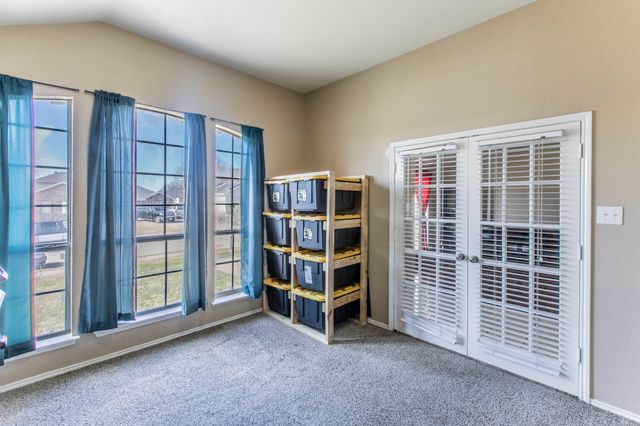 812 Passive Drive, Cedar Hill, TX 75104