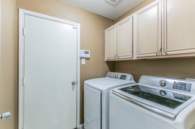 812 Passive Drive, Cedar Hill, TX 75104