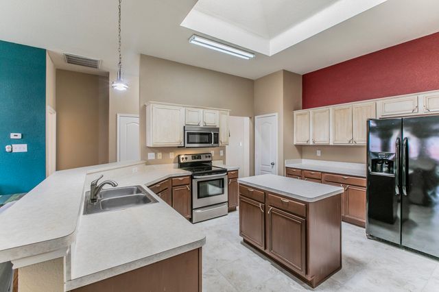 812 Passive Drive, Cedar Hill, TX 75104