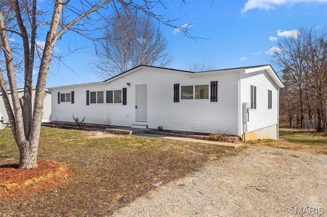 110 Madison Rene Avenue, Moscow Mills, MO 63362