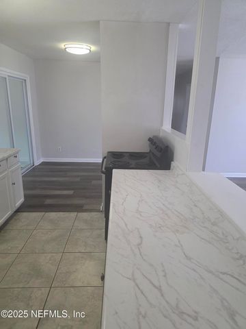 3139 SEARCHWOOD Drive, Jacksonville, FL 32277