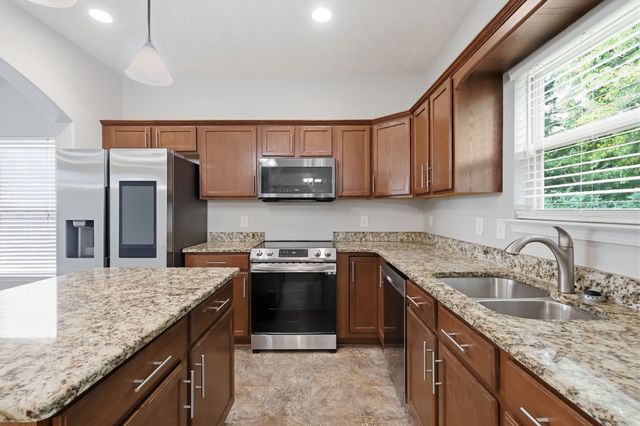 1026 Ryan Ct, Gallatin, TN 37066