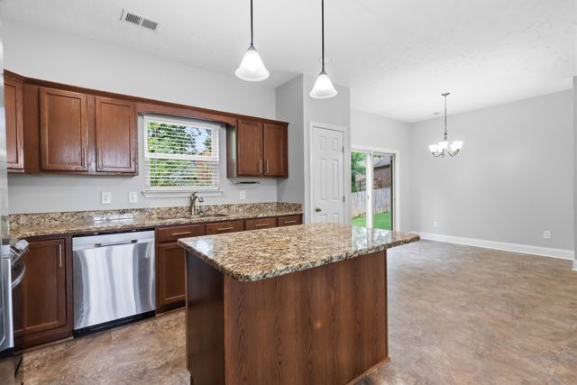 1026 Ryan Ct, Gallatin, TN 37066