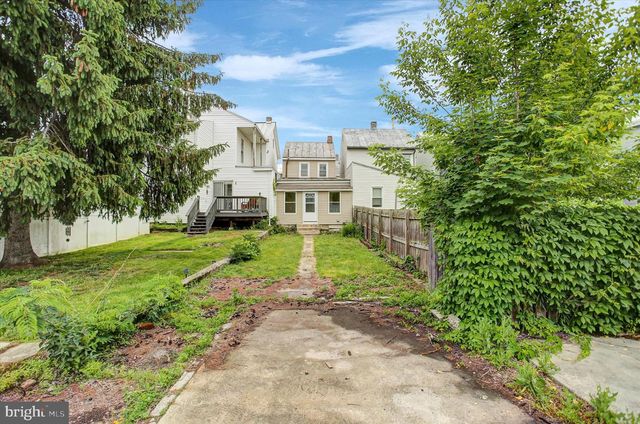 146 E PENN ST, Carlisle, PA 17013