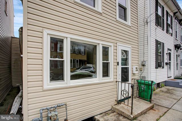 146 E PENN ST, Carlisle, PA 17013