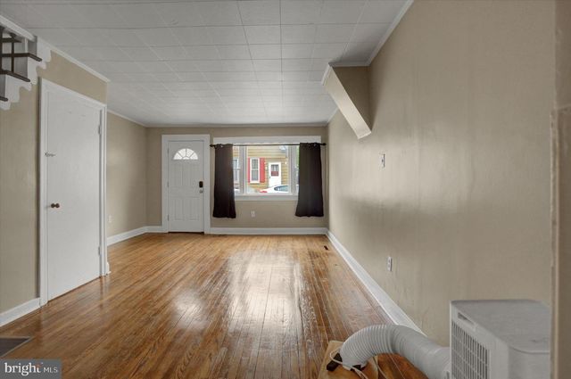 146 E PENN ST, Carlisle, PA 17013