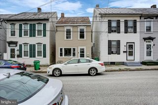 146 E PENN ST, Carlisle, PA 17013