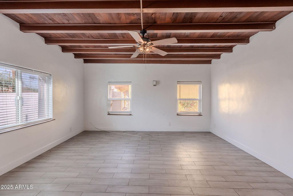 Image 14 of property listing at 1414 E MORELAND Street, Phoenix, AZ 85006