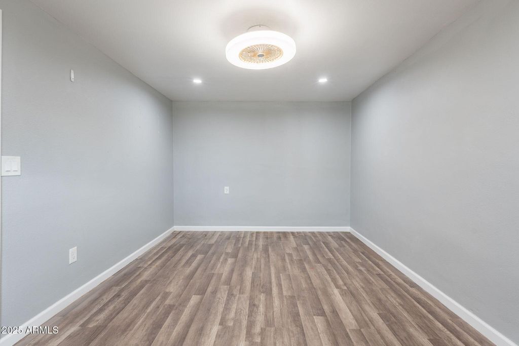Image 30 of property listing at 1414 E MORELAND Street, Phoenix, AZ 85006