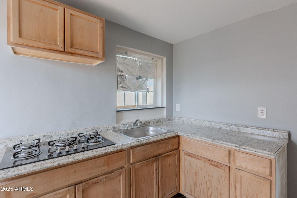 Image 36 of property listing at 1414 E MORELAND Street, Phoenix, AZ 85006