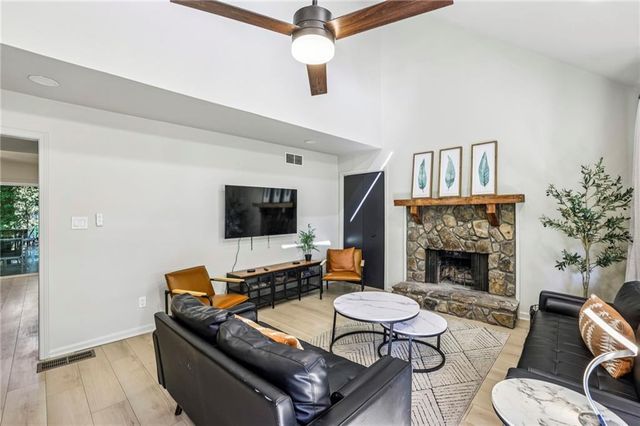 2158 Wells SE Drive 2158, Smyrna, GA 30080