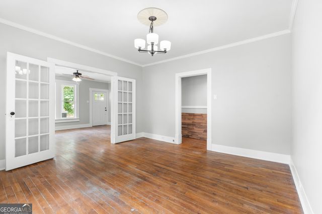 107 S Mulberry Street, Statesboro, GA 30458