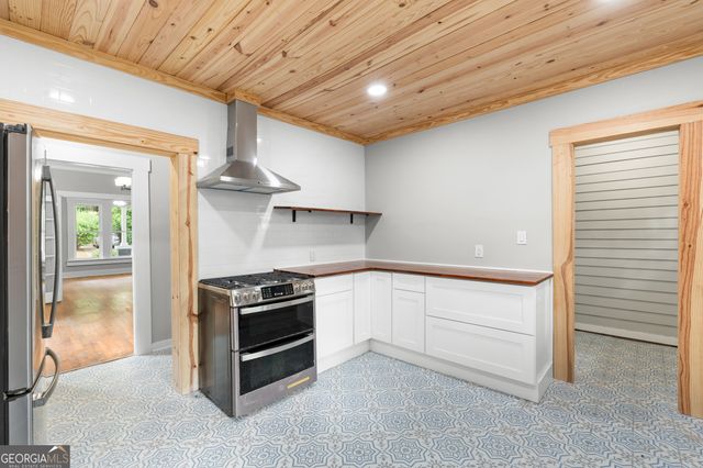 107 S Mulberry Street, Statesboro, GA 30458