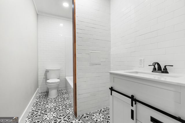 107 S Mulberry Street, Statesboro, GA 30458