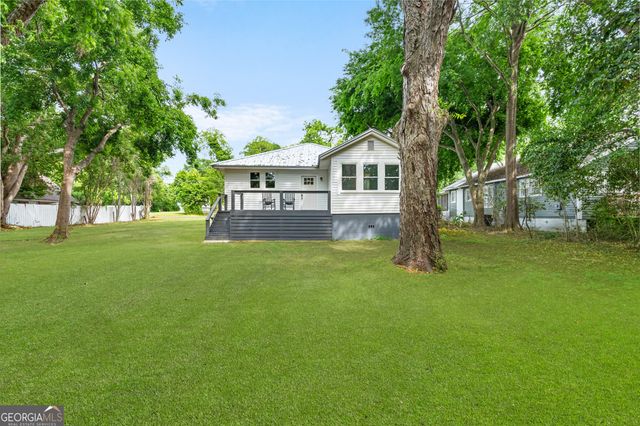 107 S Mulberry Street, Statesboro, GA 30458