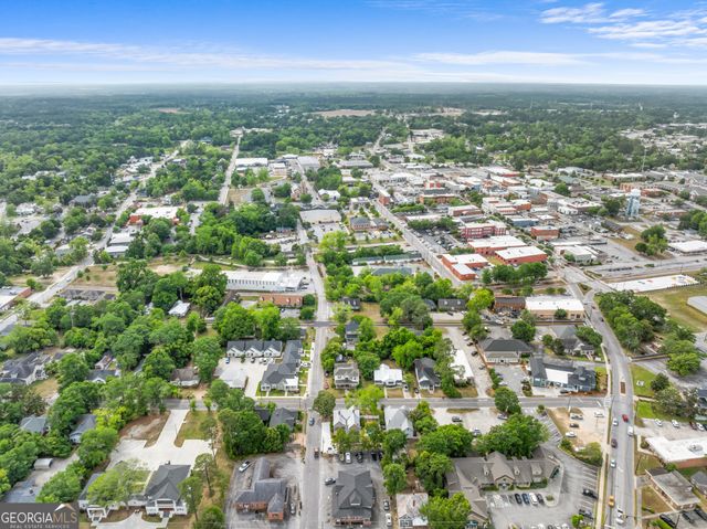 107 S Mulberry Street, Statesboro, GA 30458