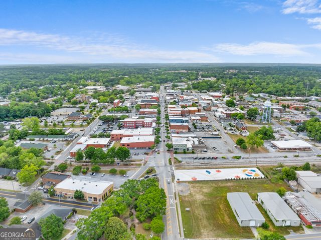 107 S Mulberry Street, Statesboro, GA 30458