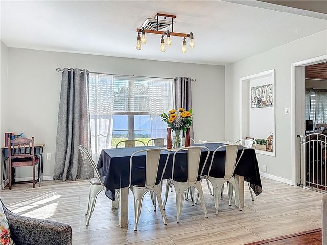 1521 BANYAN DR., Venice, FL 34293