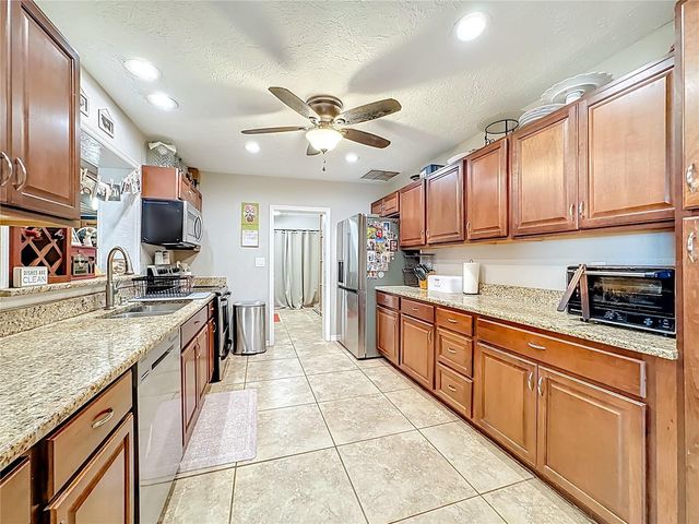 1521 BANYAN DR., Venice, FL 34293