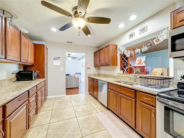 1521 BANYAN DR., Venice, FL 34293